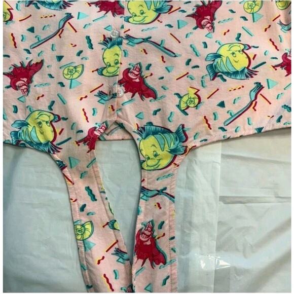 DISNEY LITTLE MERMAID Flounder & Sebastian Tie TOP Size Med - Picture 4 of 7
